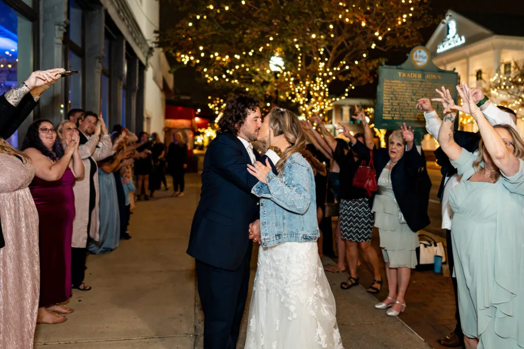 Pensacola Wedding Photography - Dakhota & Jesse at 5eleven Palafox