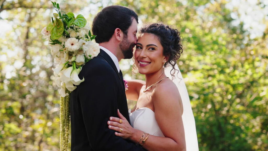 Derek & Emily | Burritt on the Mountain Wedding