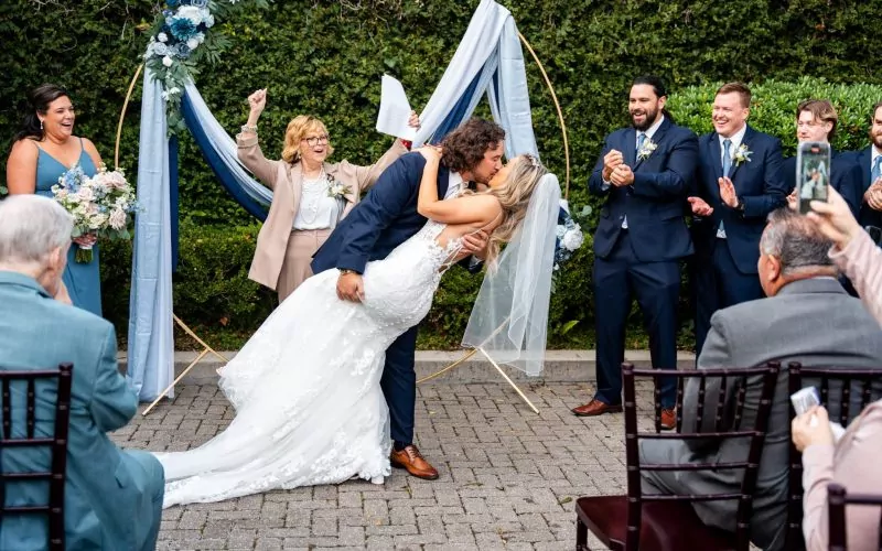 Pensacola Wedding Photography - Dakhota & Jesse at 5eleven Palafox